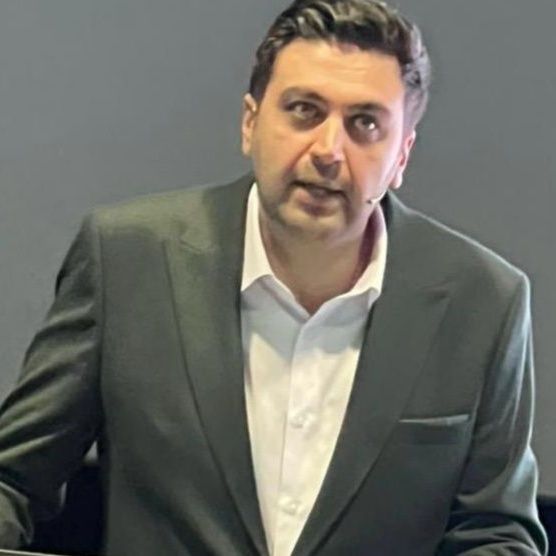 دکتر مهیار مهوش محمدی - ارتودنسی تهران