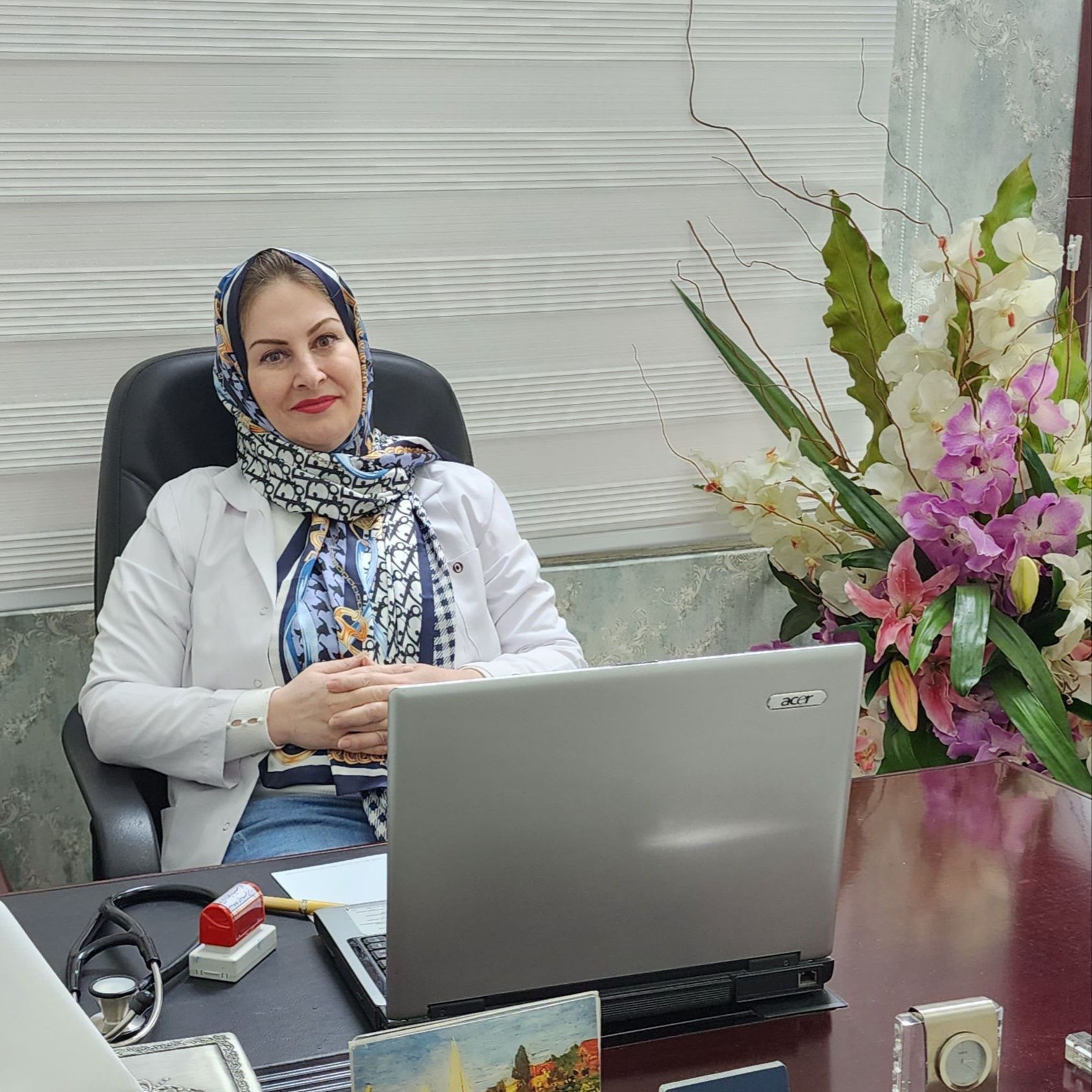 دکتر ریحانه روحی پور - قلب و عروق تهران