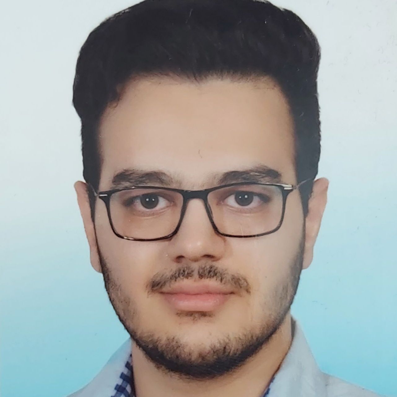 دکتر امیرحسین عبدلی - عمومی 