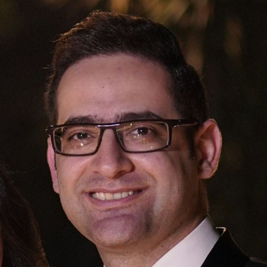 دکتر سید مهرشاد علمی - درمان ریشه دندان ساری