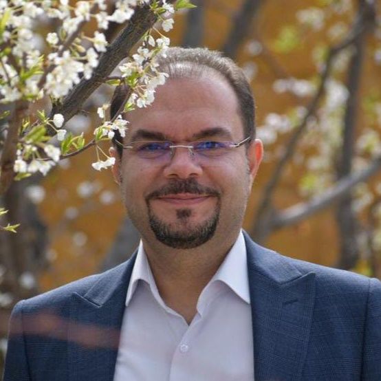 دکتر سید هادی عقیلی - جراحی مغز و اعصاب تهران