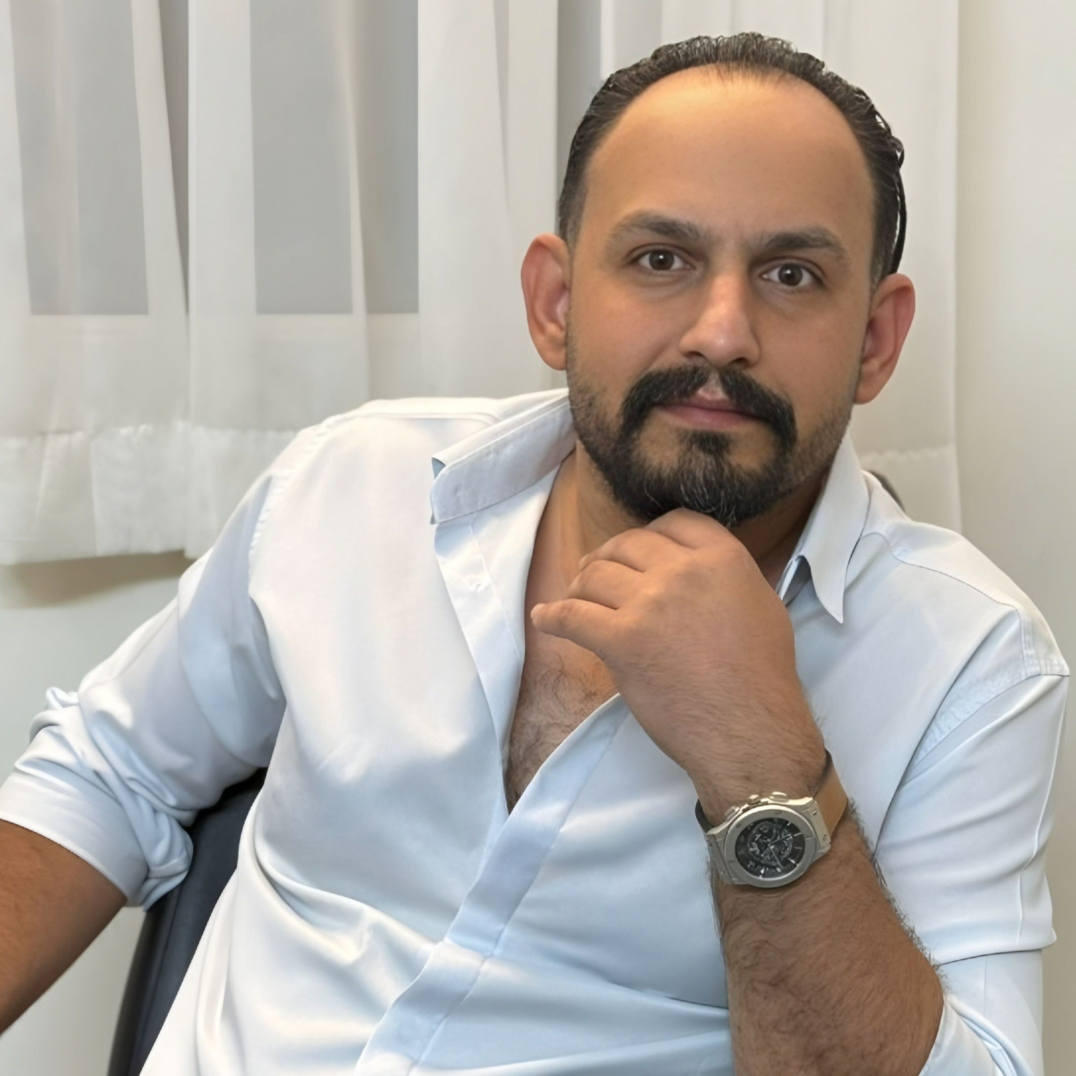 دکتر حامد گیوزاده - گوش و حلق و بینی سبزوار