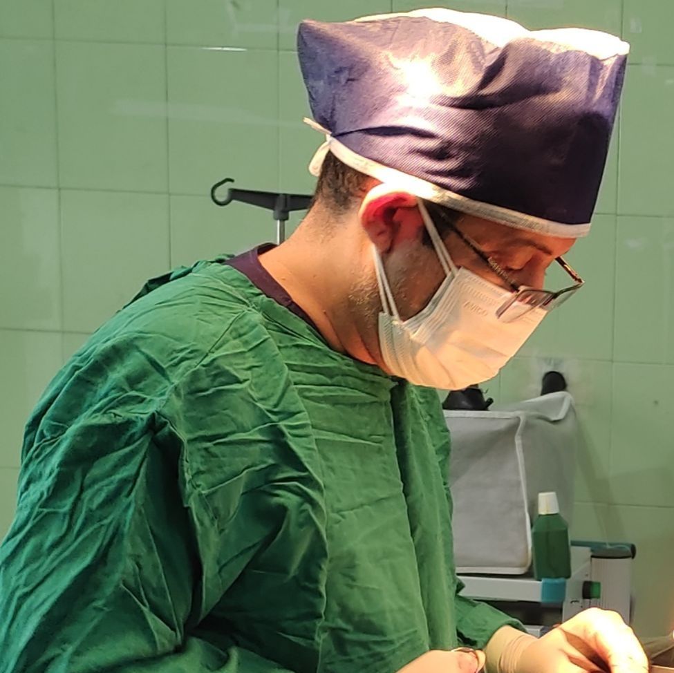 دکتر داود تنها - جراحی عمومی گلستان