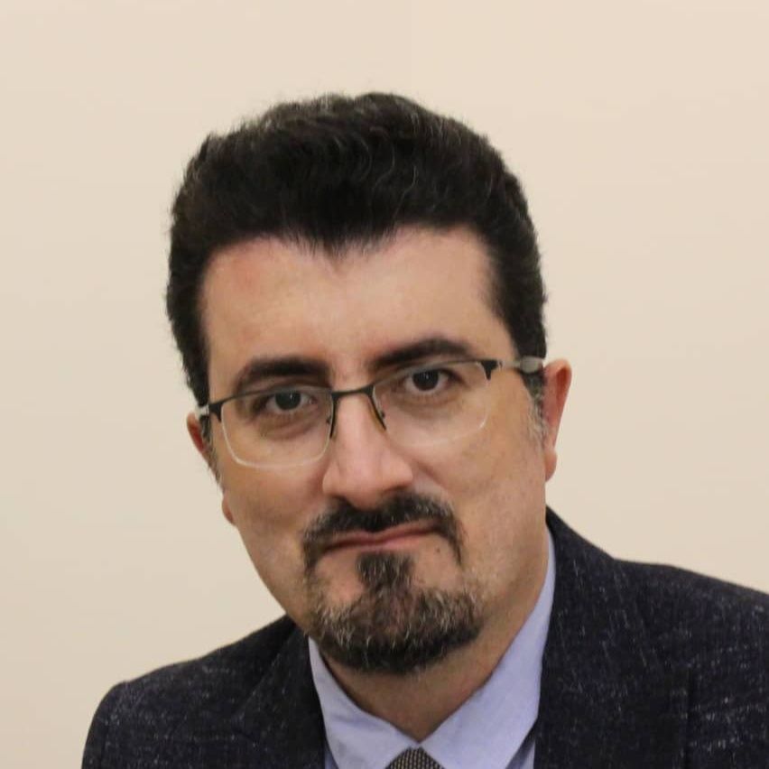 دکتر کیا نیک منش - قلب و عروق تهران