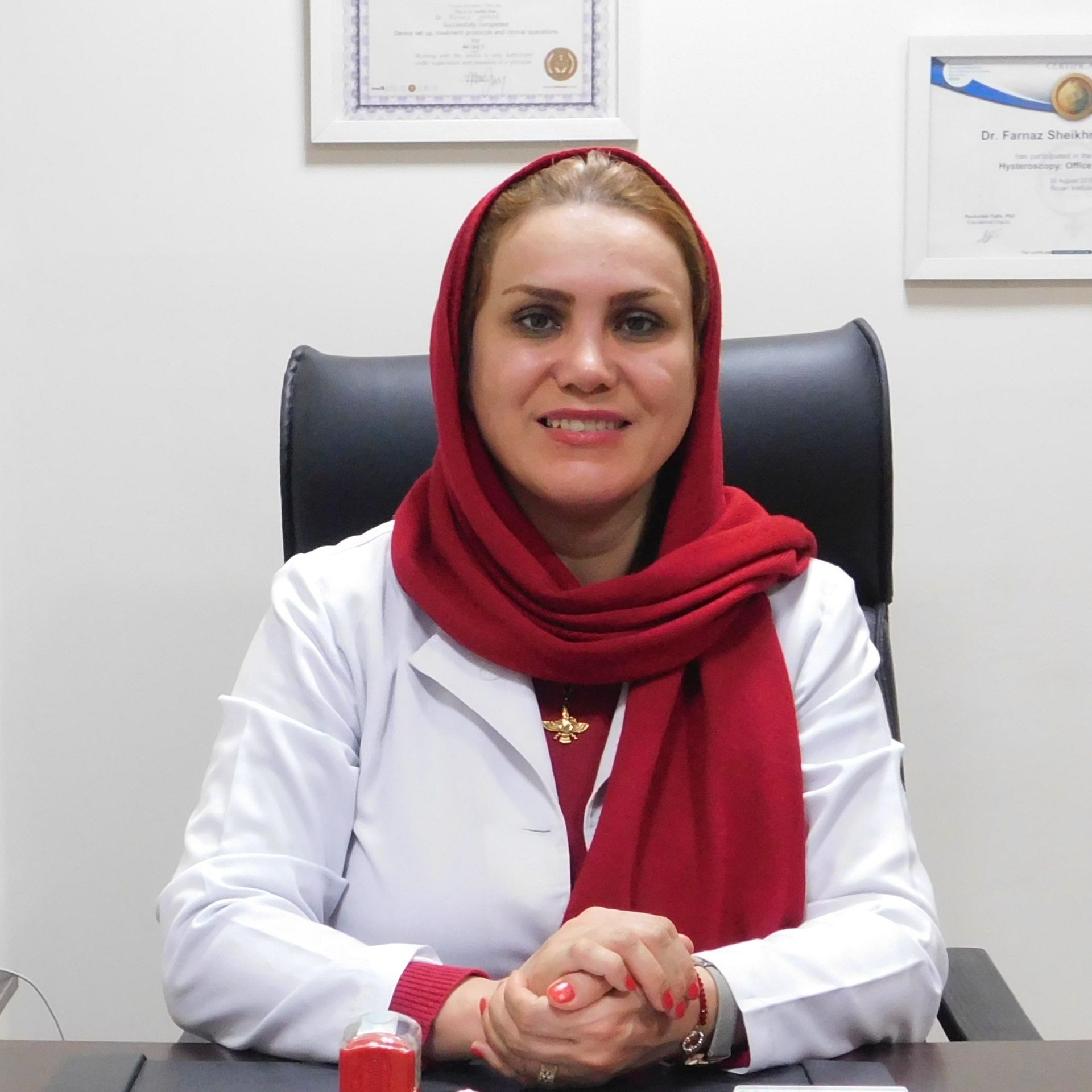 دکتر فرناز شیخ نواز جاهد - زنان و زایمان تهران