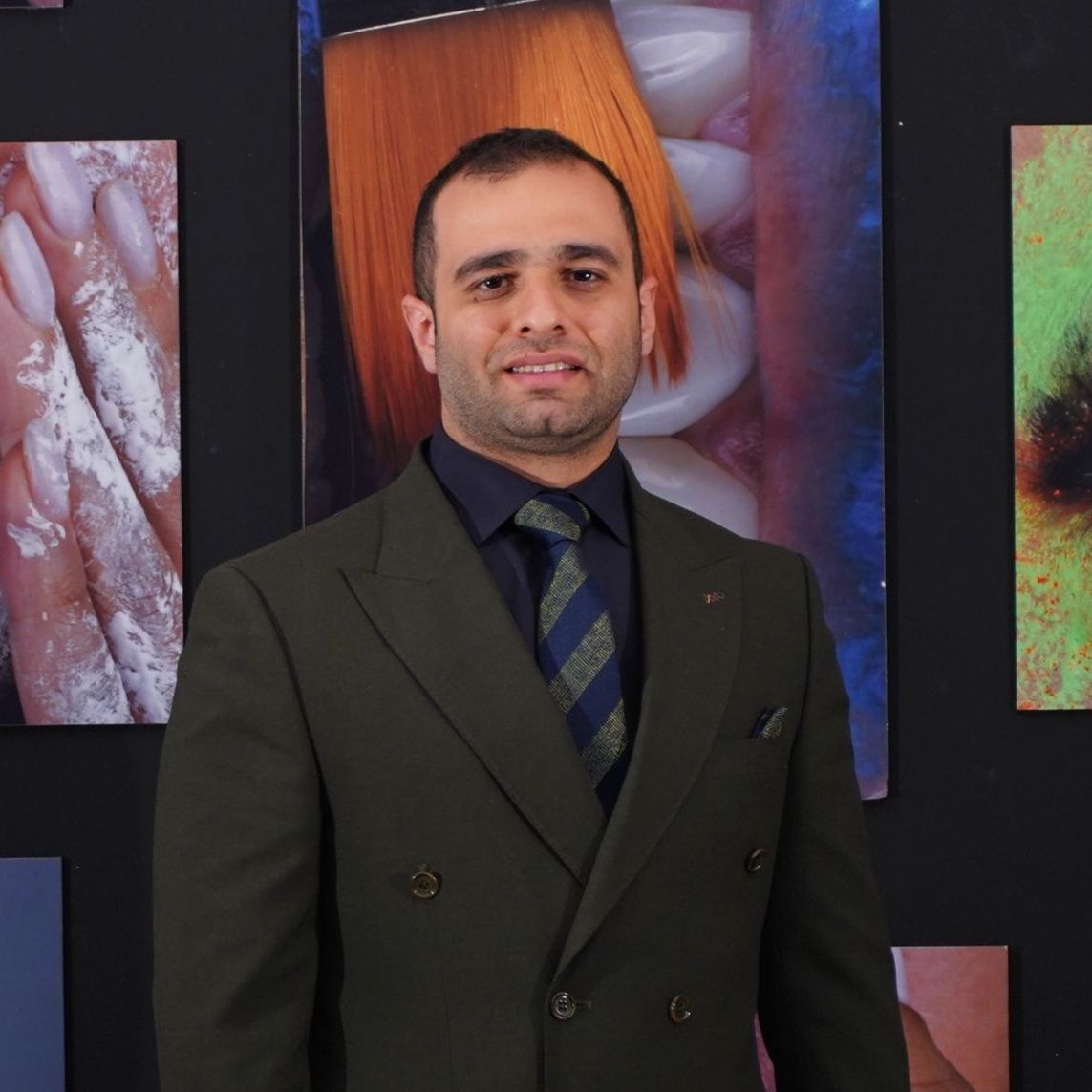 دکتر سید فرزاد موسوی - دندانپزشک شیراز