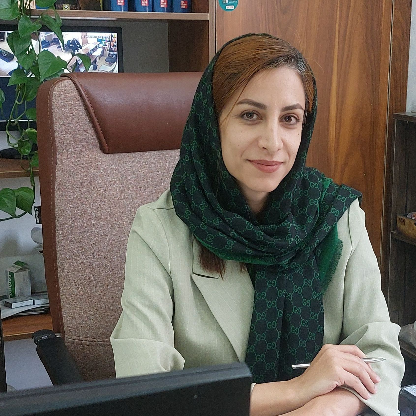 دکتر سیده مریم میرقربانی - داخلی اراک