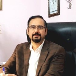 دکتر نورالله اشراقی - جراحی مغز و اعصاب قم