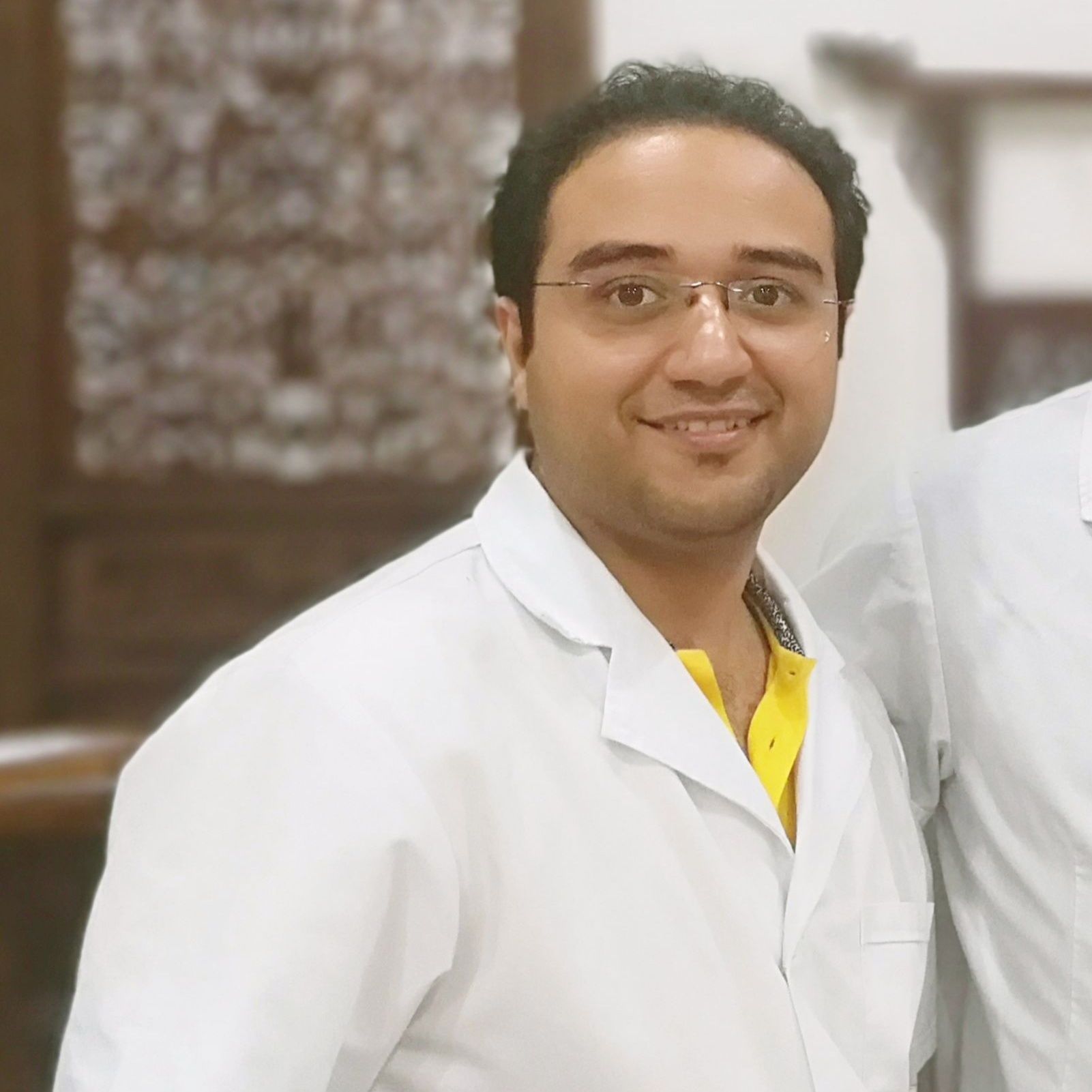 دکتر فرید مختاری - طب سوزنی تهران