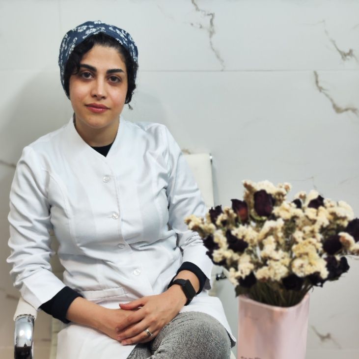 محدثه حسینی - فیزیوتراپی شیراز