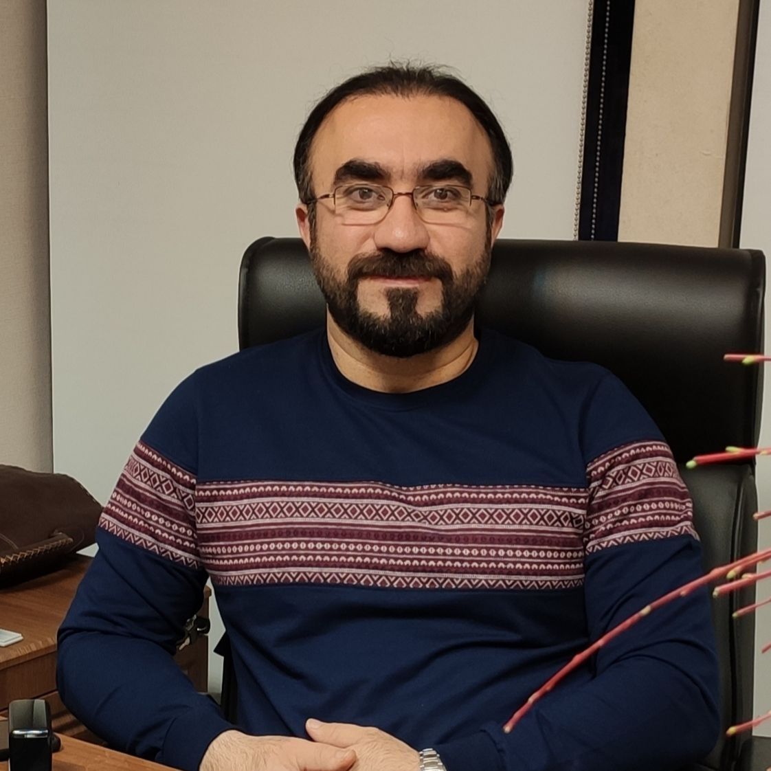 دکتر آرمین جهانگیری بابادی - جراحی مغز و اعصاب اهواز