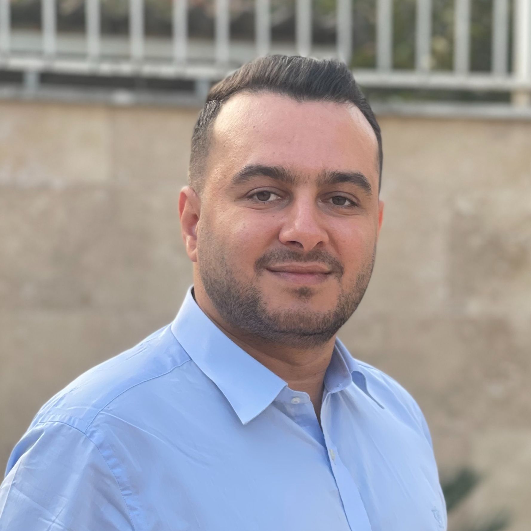 دکتر امیرحسین رمضانی - عفونی آمل